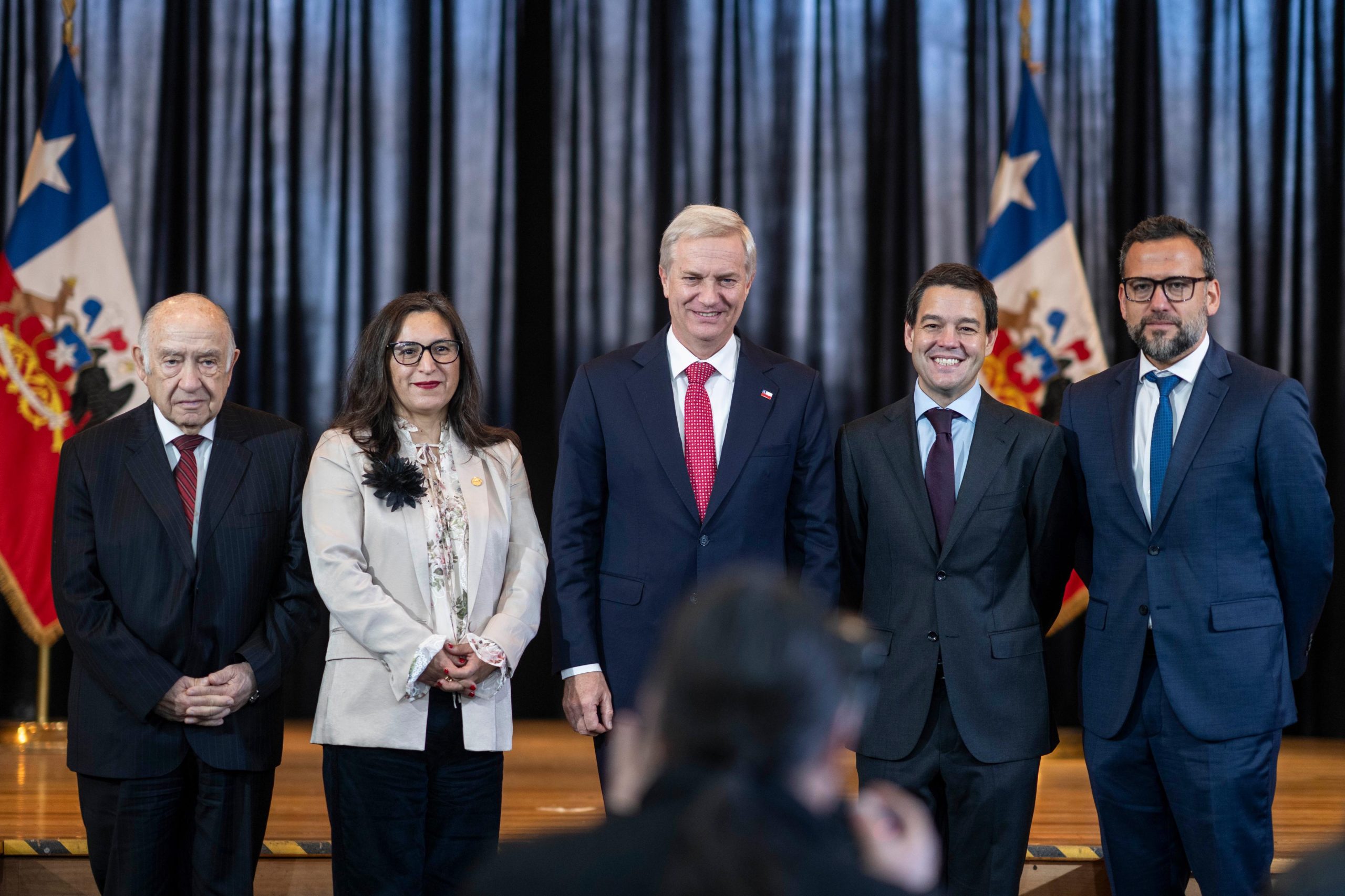 Presidente Kast valora propuesta de creación de la Red de Emergencia Nacional Radial hecha por Presidenta ARCHI Solange Gómez